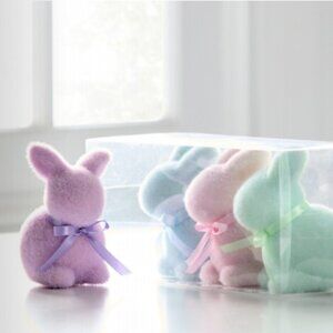 Set/4 Flocked Bunnies